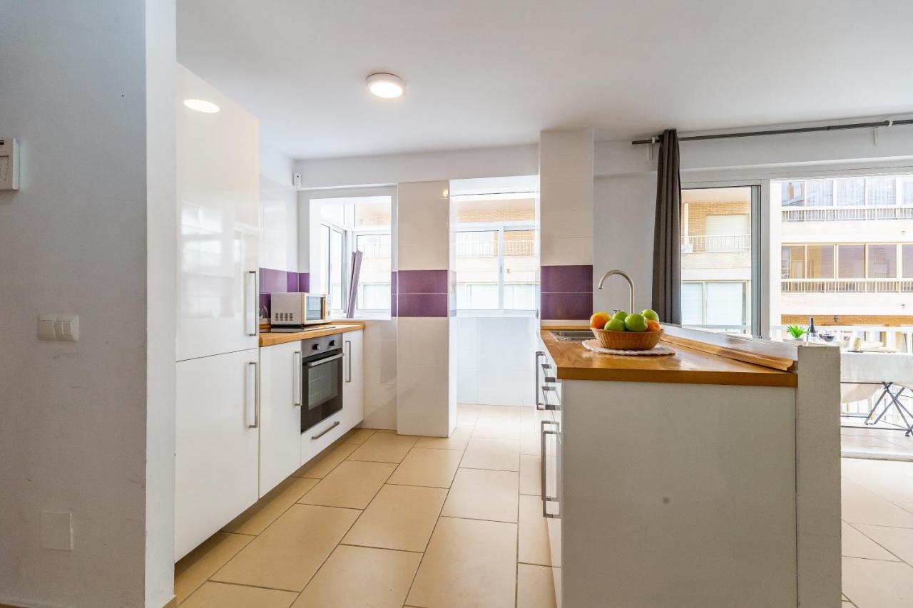 Fuengirola Paseo Maritimo Deluxe Apartment By The Beach ภายนอก รูปภาพ