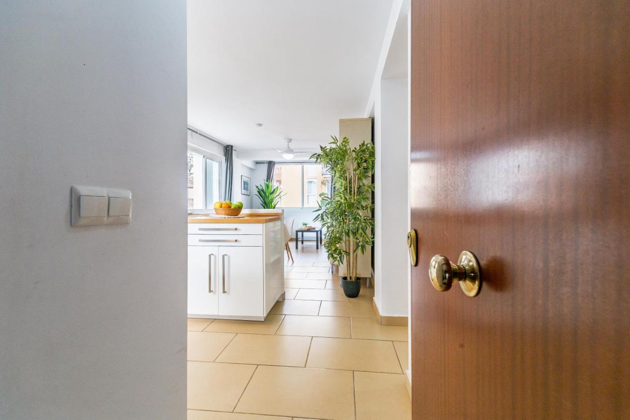 Fuengirola Paseo Maritimo Deluxe Apartment By The Beach ภายนอก รูปภาพ